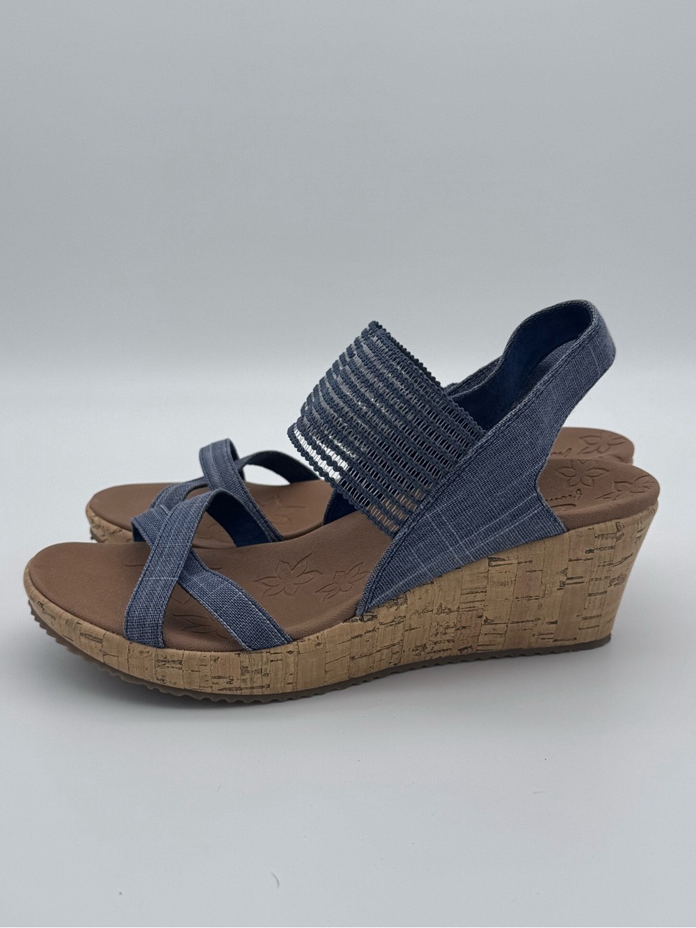 Skechers Beverlee High Tea Navy Wedge Sandals Size 9 Like New - Picture 6 of 13